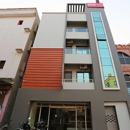 Flagship Lazystays Bhubaneswar Eksteriør billede